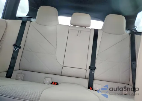 2026 BMW Ix xDrive45 из США, поврежденный, VIN WB543CF00TCV95299